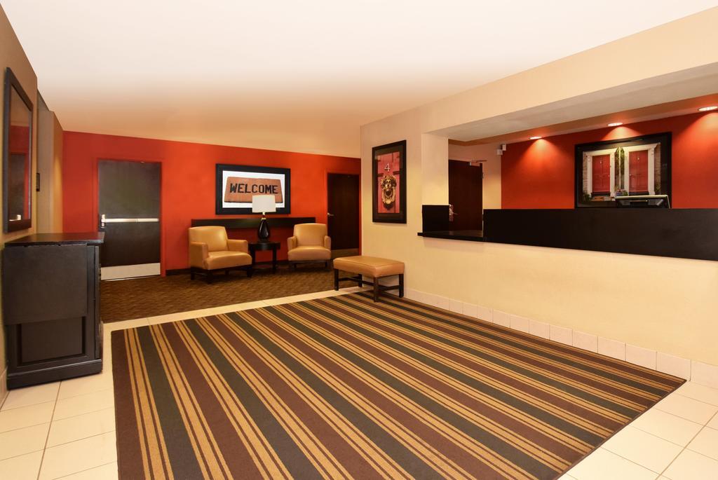 Extended Stay America Select Suites - Milwaukee - Вокеша Екстер'єр фото